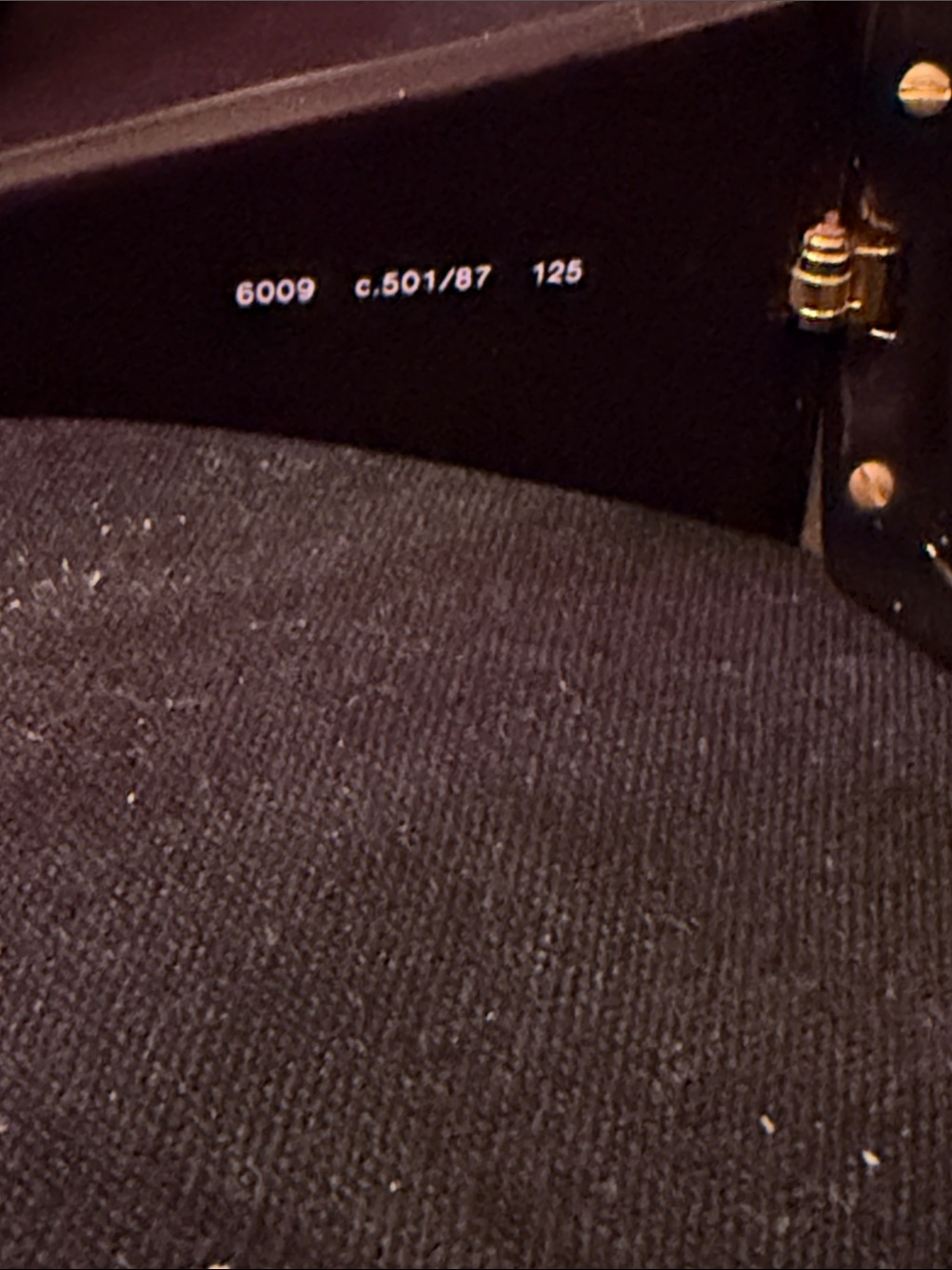 CHANEL Black and Gold Logo Ring - Picture 4 of 7